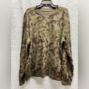 Camo crew neck sweatshirt